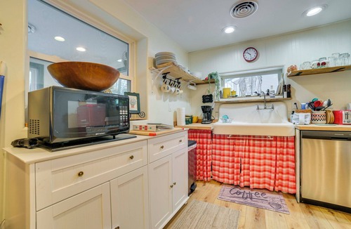 Cheboygan Cottage | Pet Friendly Home - Walk to Mullet Lake!