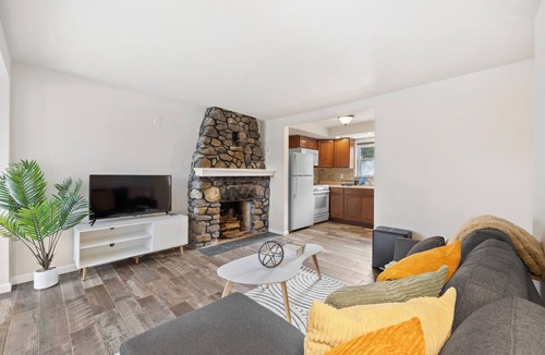 Peach Lake House | Pet Friendly Lake Cottage w/Fireplace & Fire Pit W/D