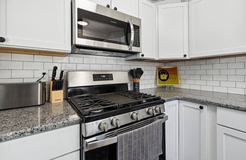 Bay City House | Pet-Friendly | Large Group | Hot Tub - All Year
