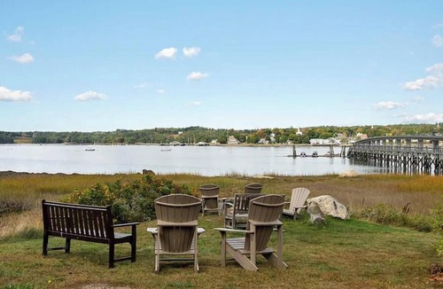 Wiscasset Condo | Pet friendly Waterfront Condo Sunset Views local fishing near boothbay