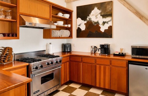 Astoria Apartment | Pier 39 Penthouse w/Panoramic River Views