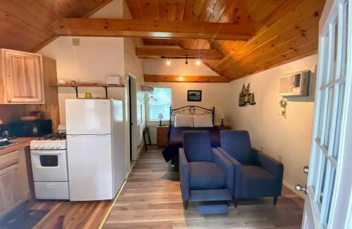 Lincolnville Resort | Pine Grove Cottages