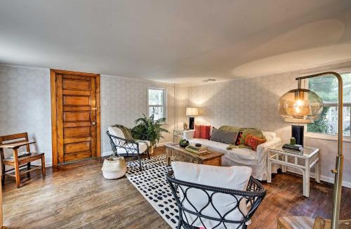 Cape May Court House House | 'Poplar Cottage' Minutes to Stone Harbor Beaches!