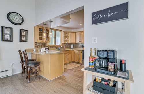 Houghton Lake Cottage | Porch + Views: Waterfront Home on Houghton Lake!