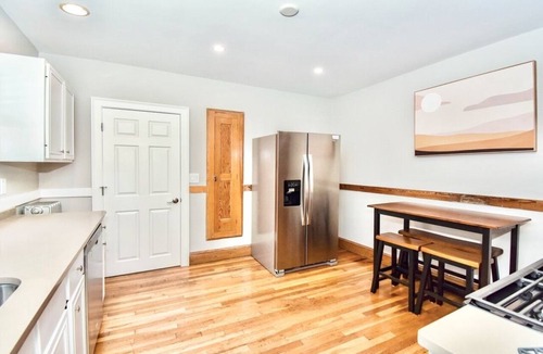 Auburndale Apartment | Private Auburndale Getaway Minutes from Boston!