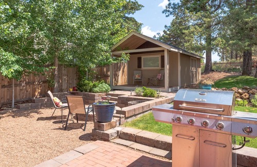 Old Farm District House | Private Hot Tub ~ Close to Old Mill ~ Dog Friendly ~ Fire pit