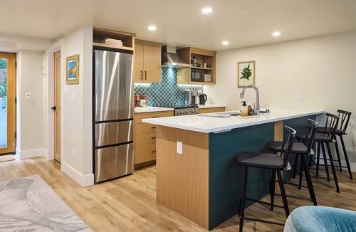 Wallingford Apartment | Private Luxury Suite in the heart of Seattle