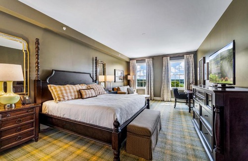 Fayetteville Hotel | Pursell Farms