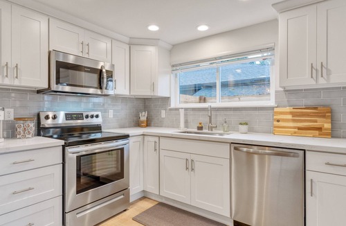 Madison Park House | Quiet, Charming 2 Bedroom Home in the heart of Madison Park