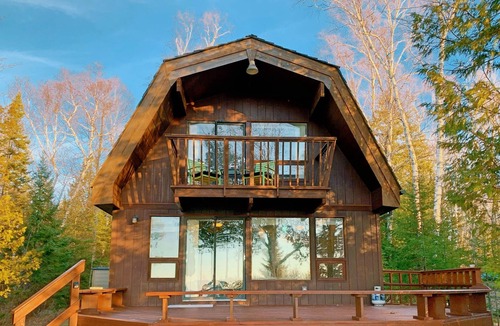 Ellsworth House | Quiet Lakefront Retreat - Spectacular Sunset Views