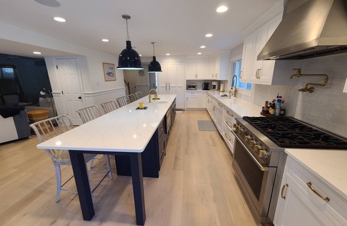 Avalon House | Recently renovated home New kitchen, new appliances must see to truly appreciate the beauty of this home.
