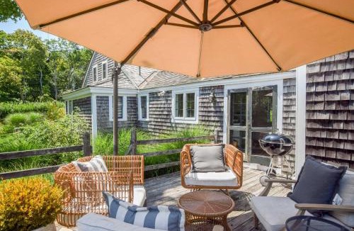 West Barnstable House | Renovated Cozy Cabin 5 Min to Beach