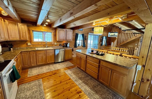Mauston House | Revilo Moose Ridge Mauston - Smoky Mt Vibes, Wisconsin Wild