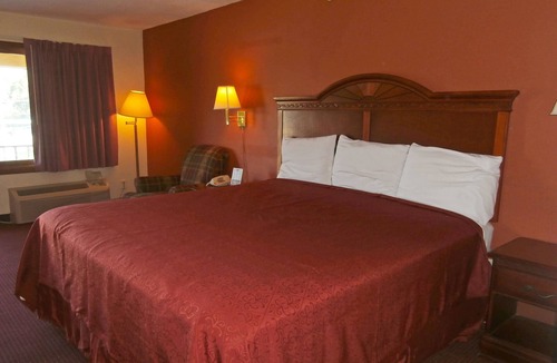 Cartersville Hotel | Rodeway Inn