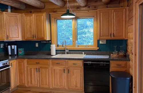 Roxbury Cabin | Roxbury Cabin Retreat