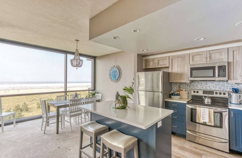 Seaside Condo | Sand & Sea (306 308) - 2x Luxury Oceanfront condos