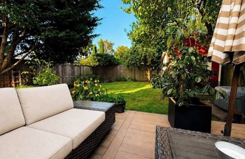 North Beacon Hill House | Seattle FIFA Bungalow - Walk to Rail & 2 stops to Stadium & 3 stops to Downtown