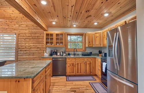 Mancelona Cabin | Secluded Cabin Retreat – Your Escape to Nature!