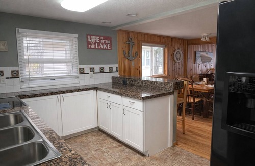 Gaylord Cottage | Serenity Beach Haus – Hot Tub & Fire Pit, Near Hiking, Skiing & Snowmobiling