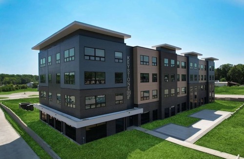West Des Moines Apartment | Sleepover | Picturesque 1BD/1BA - Des Moines