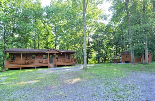 Berkeley Springs Cabin | Sleepy Creek - Creekside Escape