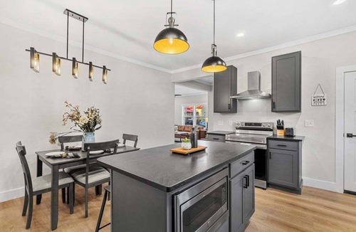 Lenoir City House | Southern Comfort Cottage