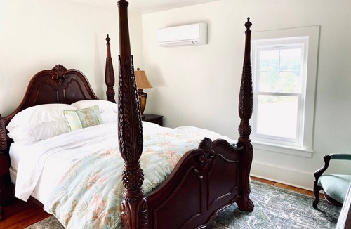 Cooperstown House | Spacious 5-bedroom farmhouse in charming Cooperstown with WiFi, AC