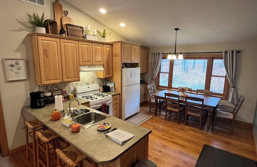 Boyne City House | Spacious home for family and friends, close to downtown Boyne city!