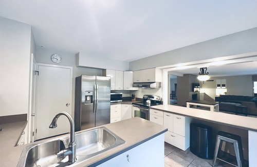 Winchester House | Spacious home, near medical center, Winchester