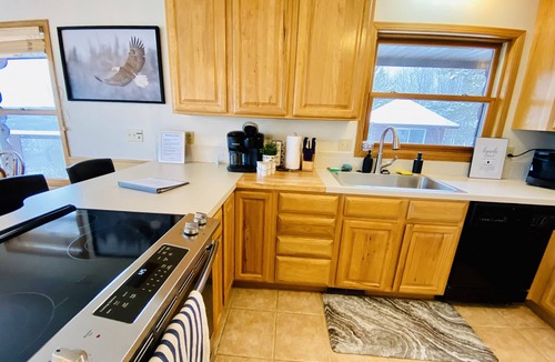 Washburn Ski Chalet | Spacious Log Cabin with Valley Views & ATV Trails Access