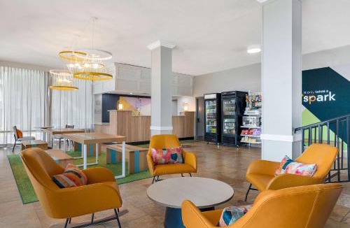 Ormond Beach Hotel | Spark by Hilton Ormond Beach Oceanfront