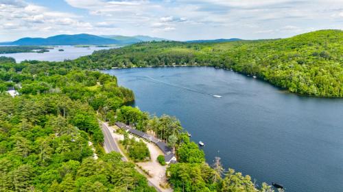 Holderness House | Squam Suite - Waterfront