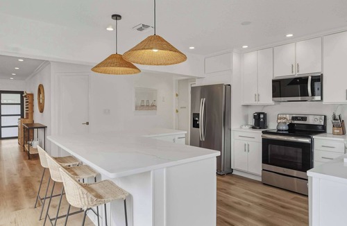 Lighthouse Point House | Stay At Lighthouse Point