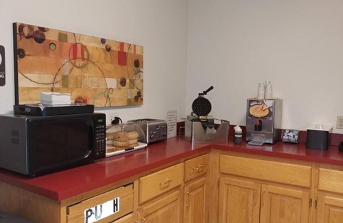 Charlotte Hotel | Stay Near Downtown with Free Parking and Free Breakfast | 2 Units