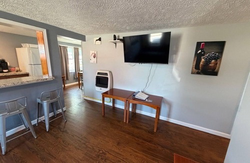 Geneva-on-the-Lake House | Strip Location | Pet Friendly | Fire Pit