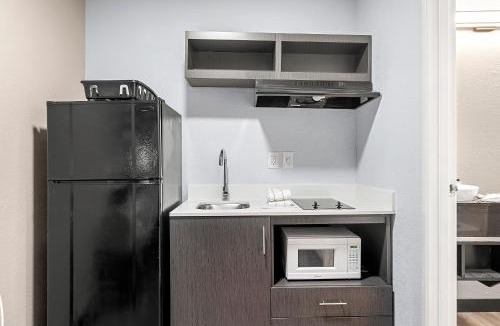 Roswell Hotel | Studio 6 Extended Stay - Roswell, GA - Atlanta