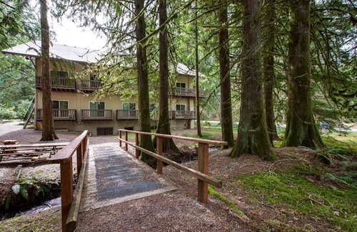 Glacier Apartment | Studio condo with Kitchenette