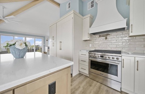 Dennisville Condo | Stunning Beach Views, Steps Away from the Beach
