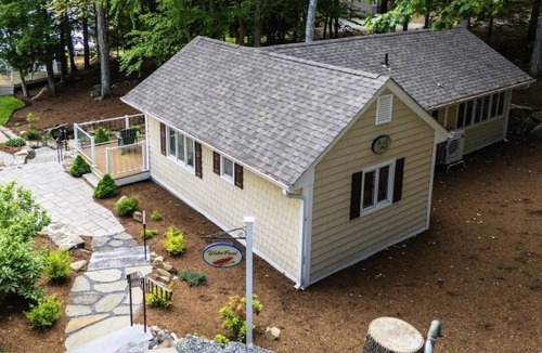 Moultonborough Cottage | Stunning lakefront gem with full water view, beach access & dock