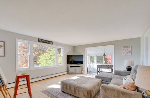 Bridgewater House | Stunning Newfound Lake Hideaway: Fireplace & Grill
