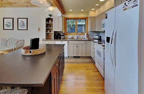 McHenry Cottage | Sunny Boy by Taylor Made Deep Creek