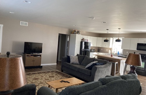 Kingsbury County House | Sunset Shores on Lake Thompson