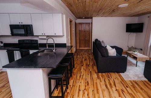 Shawano House | The Fox Den