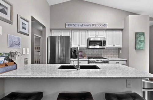 Williams Bay House | The Lake Escape- Lake Geneva, Pier 290