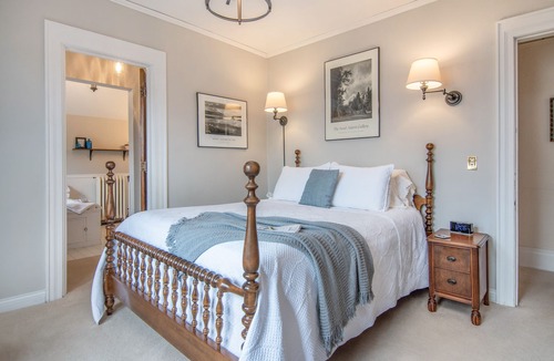 Ludington Bed & Breakfast | The Lamplighter Bed & Breakfast of Ludington