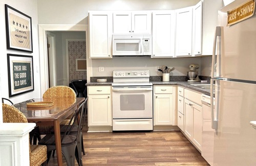 Owosso Apartment | The Legacy Owosso - Space to Gather, Room to Breathe