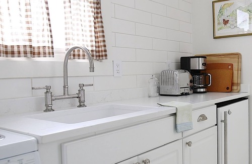 Charlevoix Cottage | The Loft - DOWNTOWN CHARLEVOIX - Simple Modern Beautiful - #2