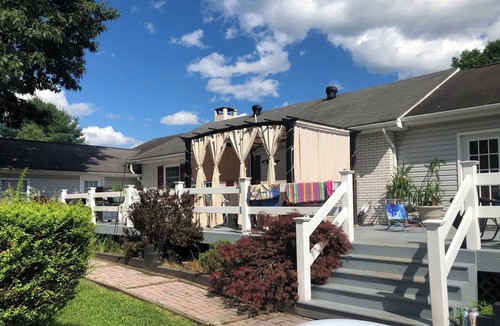 Stroudsburg Apartment | The Nesting Place in the Pocono’s LLC Peaceful private country studio apartment