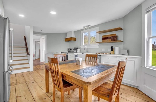 Maryland House | The Octagon - Historic Charm Meets Modern Comfort