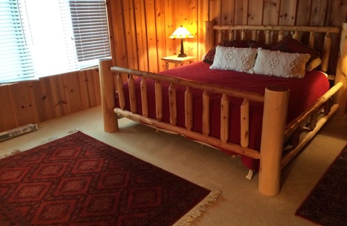 Boyne City Cabin | The Shadow Trails Inn- 'The Lodge' on Walloon Lake